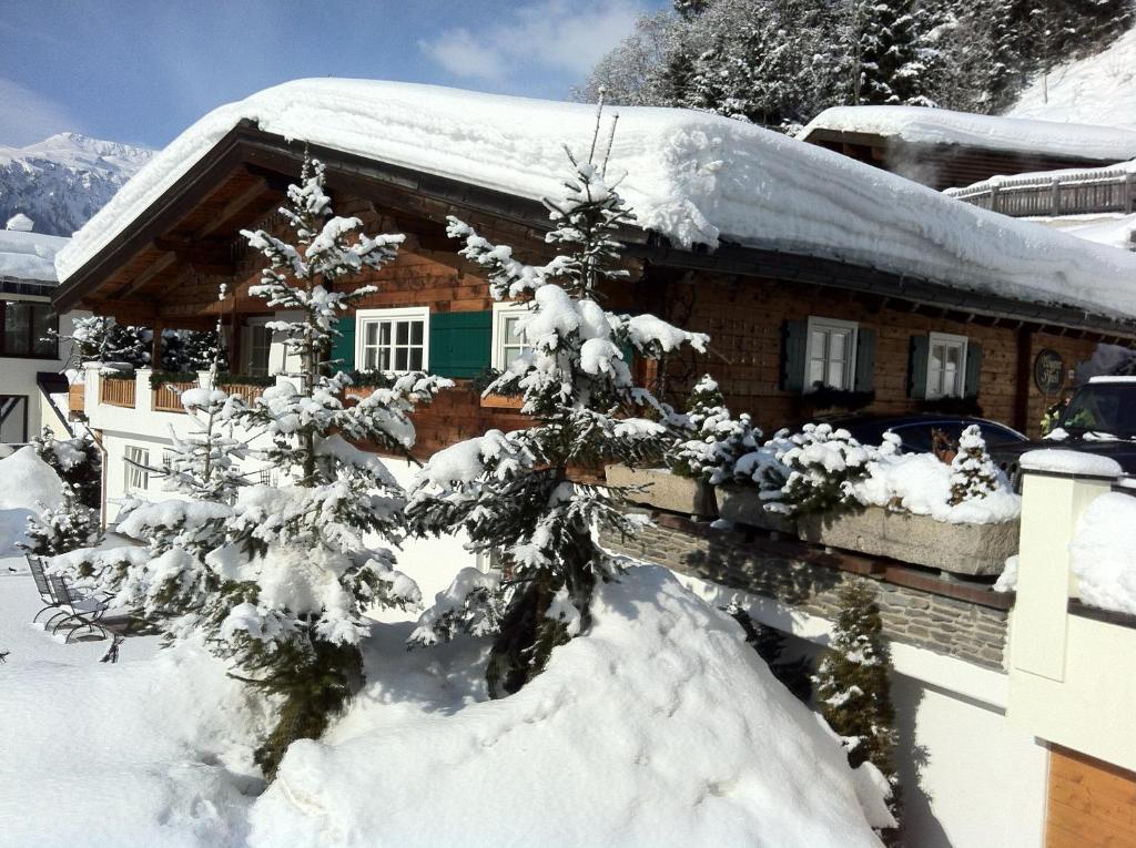 Wagner Haeusl Apartment Saalbach-Hinterglemm Bagian luar foto