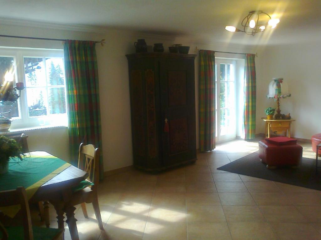 Wagner Haeusl Apartment Saalbach-Hinterglemm Ruang foto